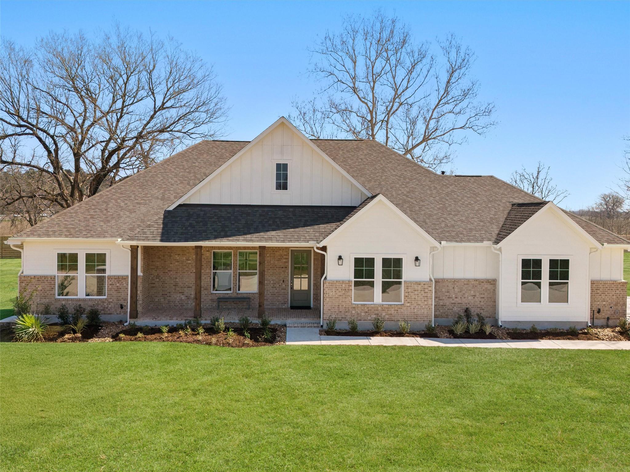 151 Moonlight Tx 78957