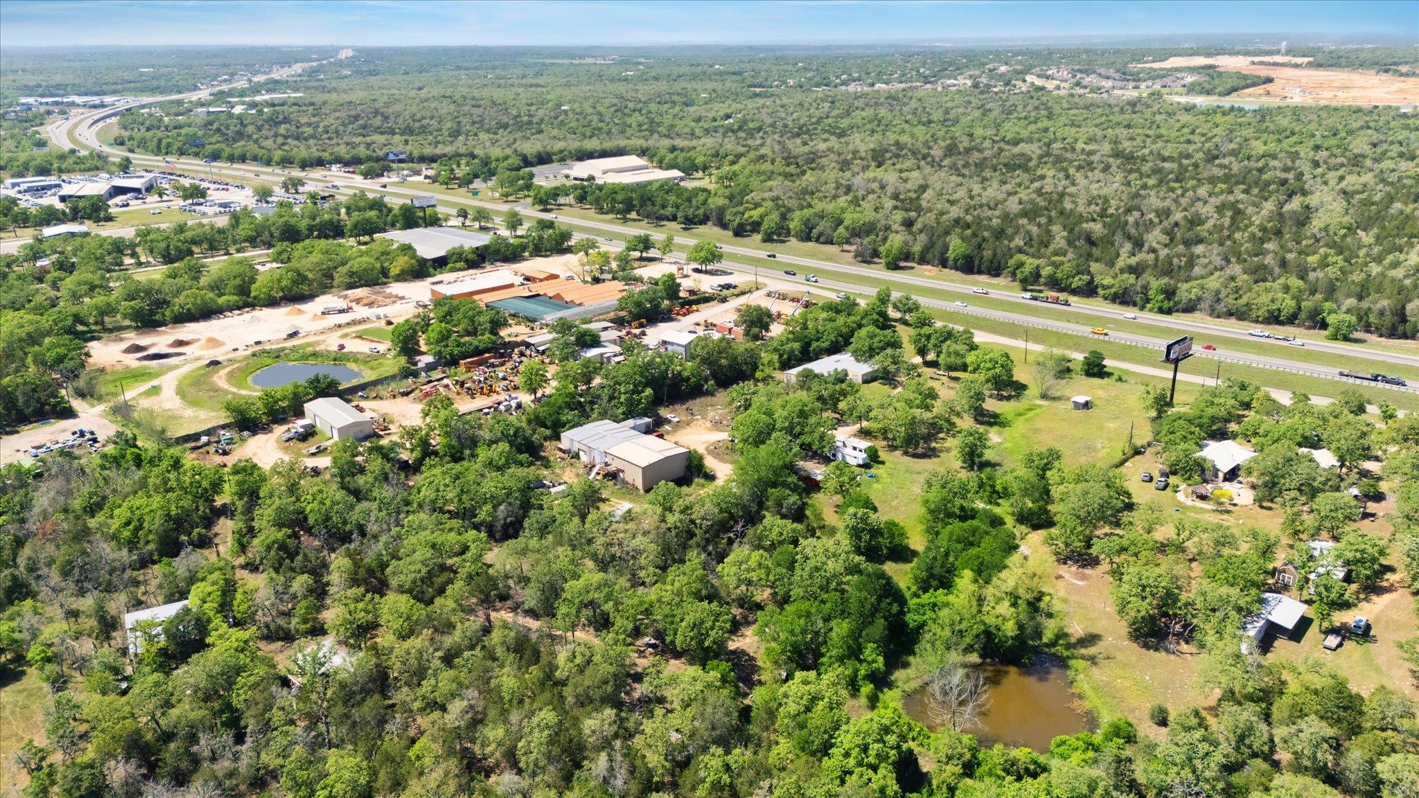 1045 Highway 71 Tx 78602