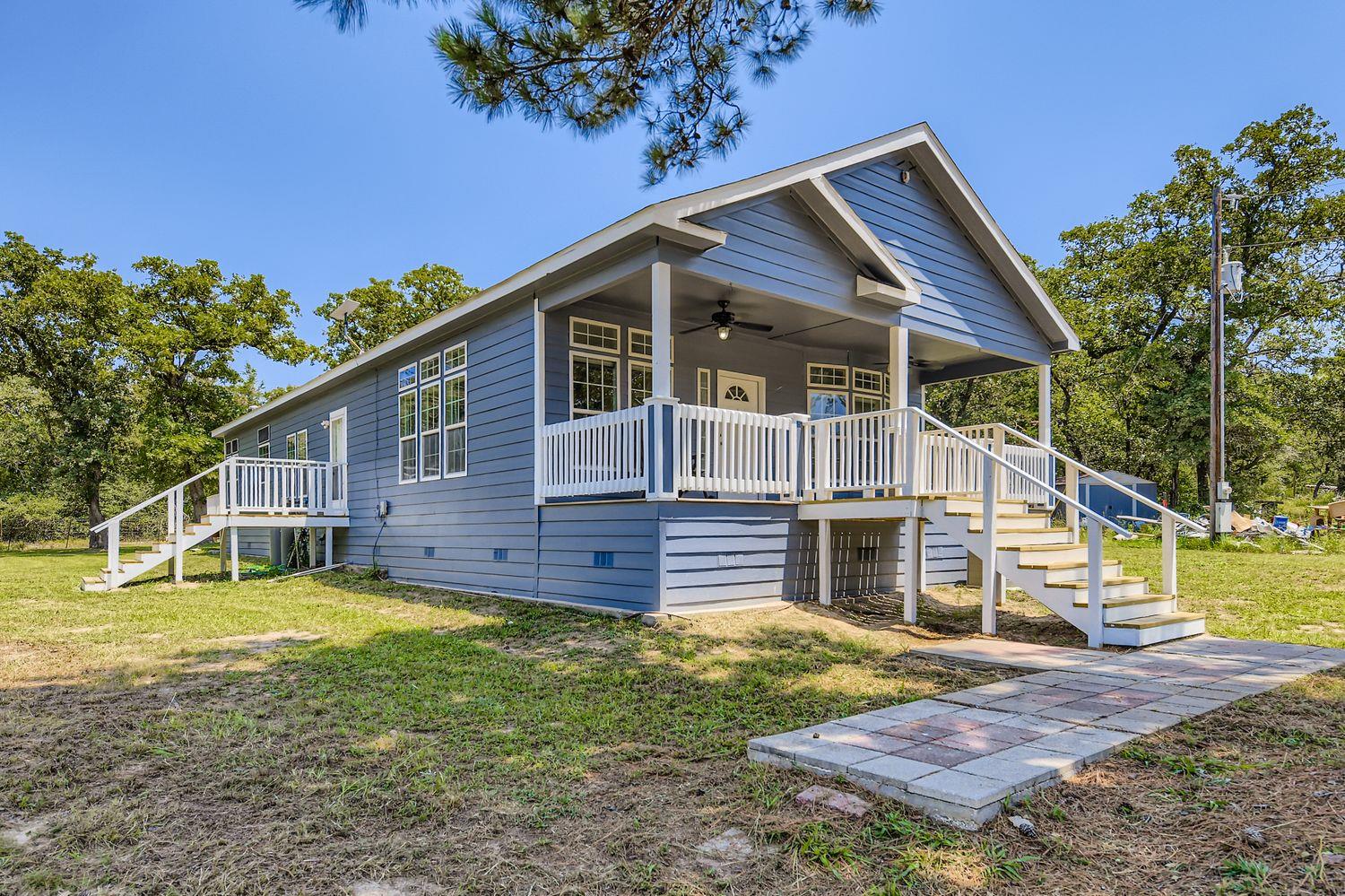 260 Dickerson Tx 78621