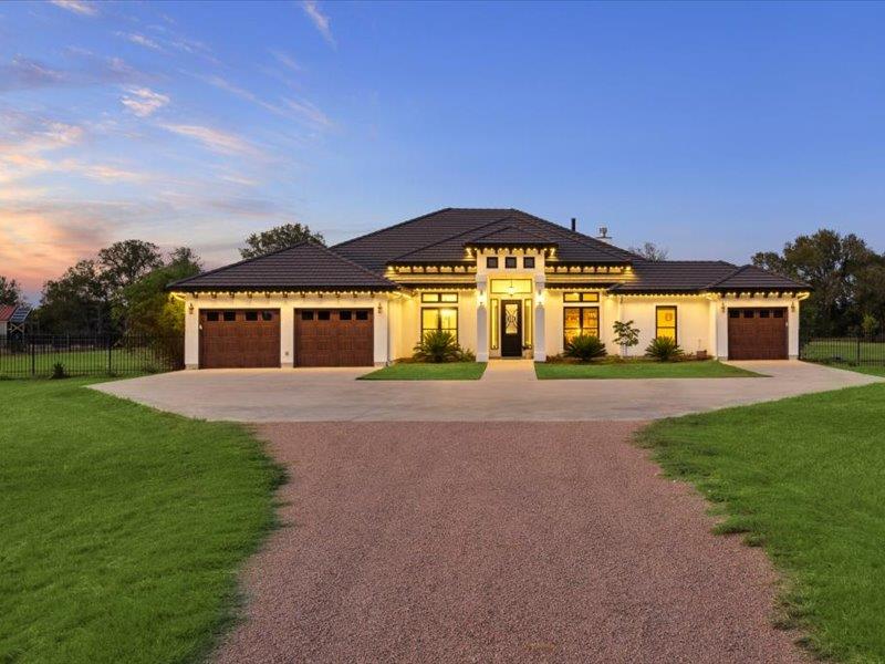 106 Colorado Tx 78612