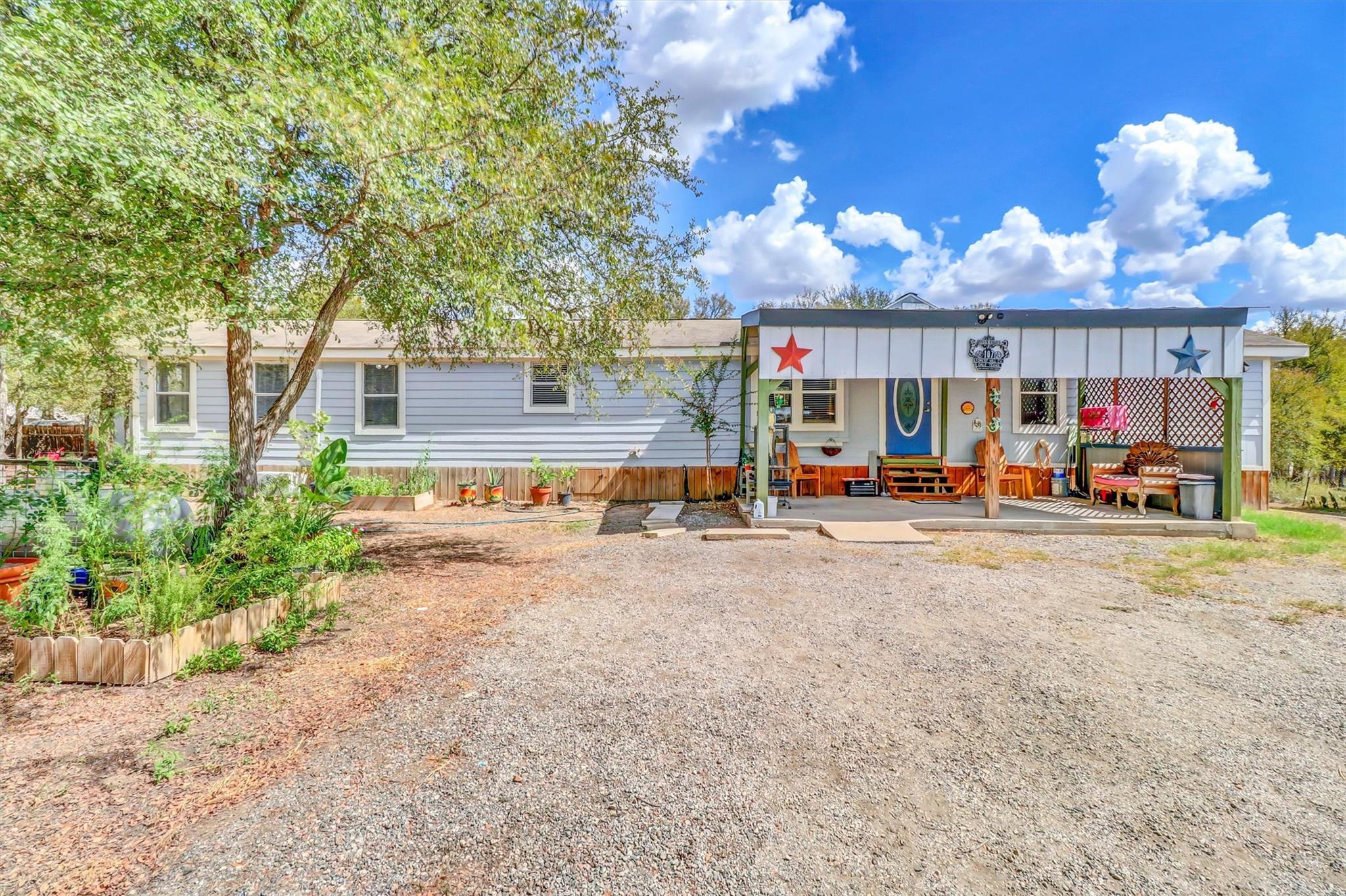 107 Forest Hill Tx 78616