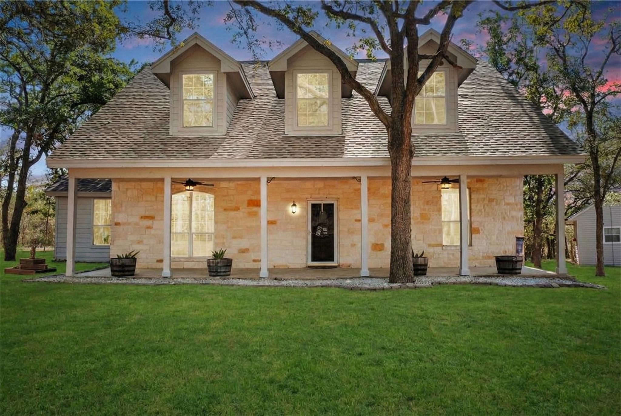 208 Sendero Tx 78612