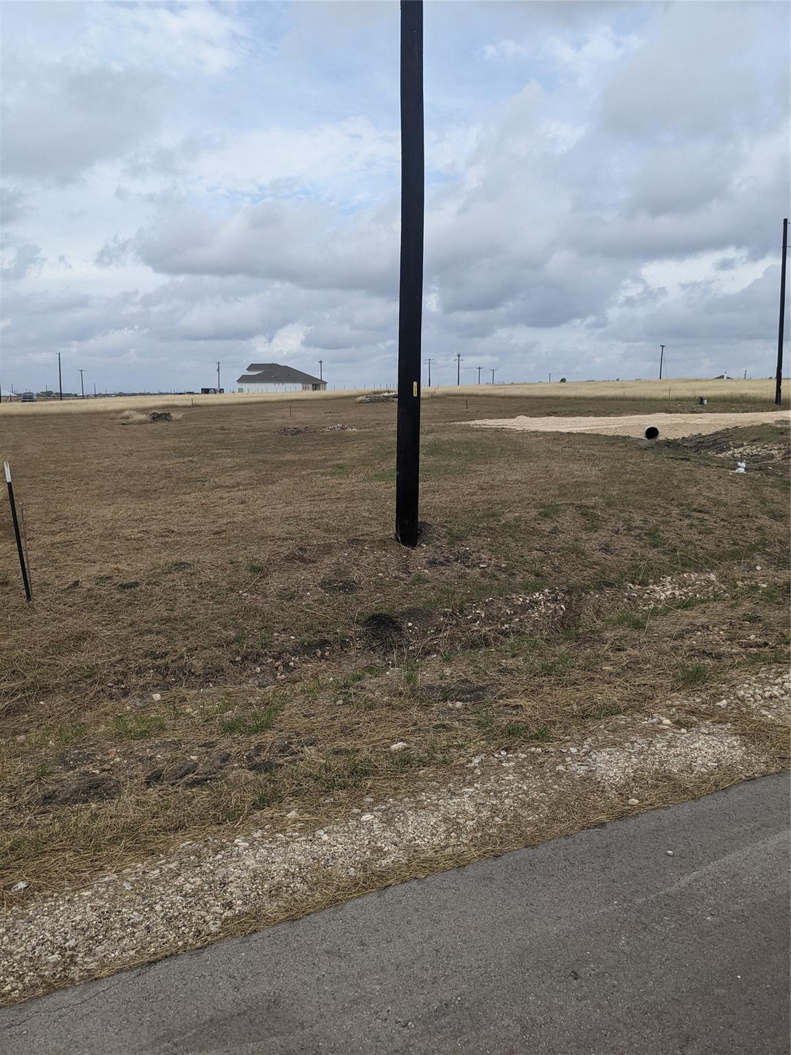 122 Juanita Tx 78617