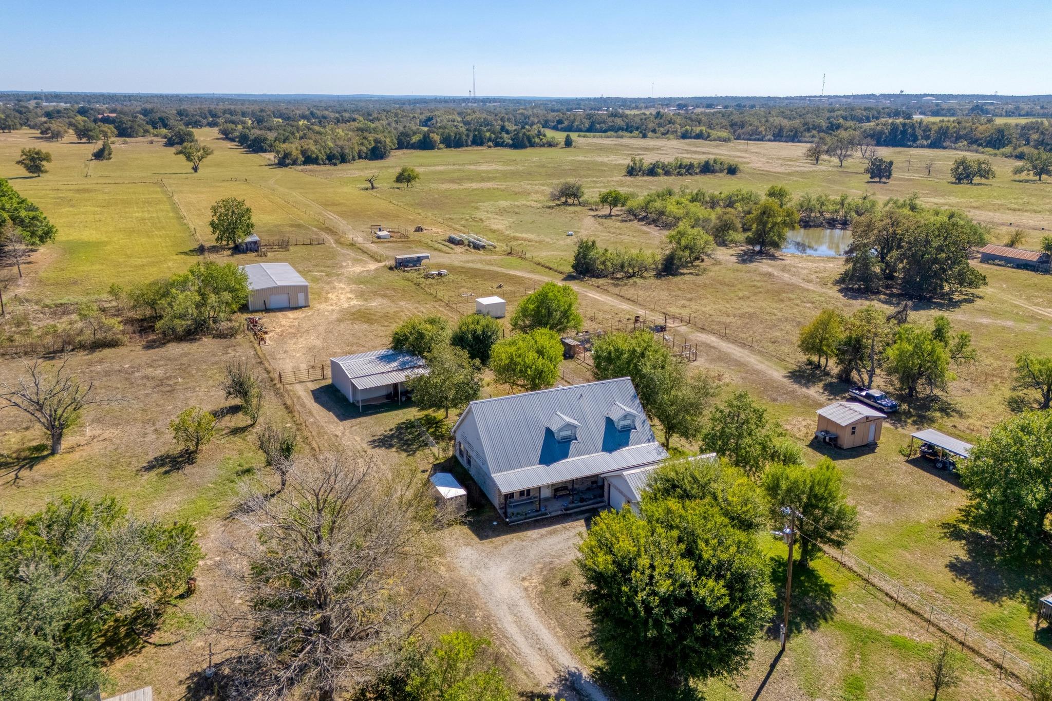 153 Pleasant Grove Tx 78621