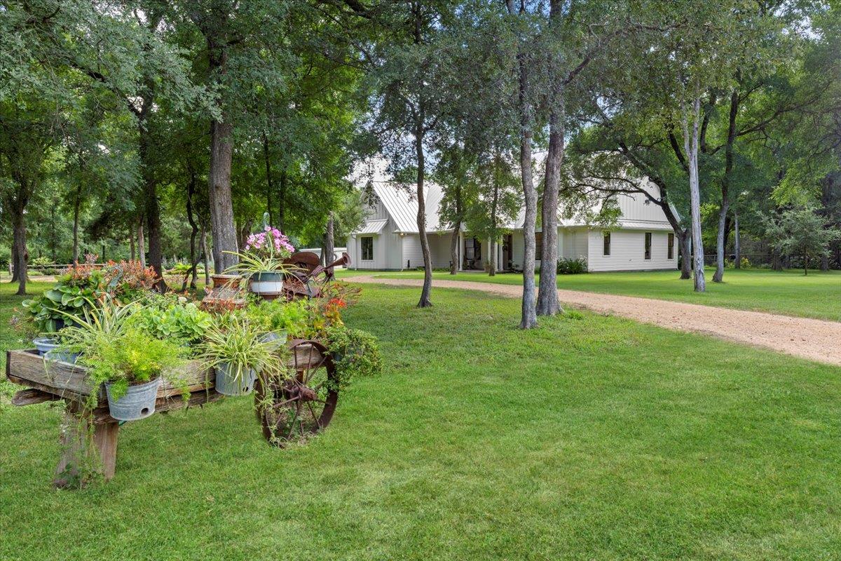 1307 Fm 969 Tx 78602