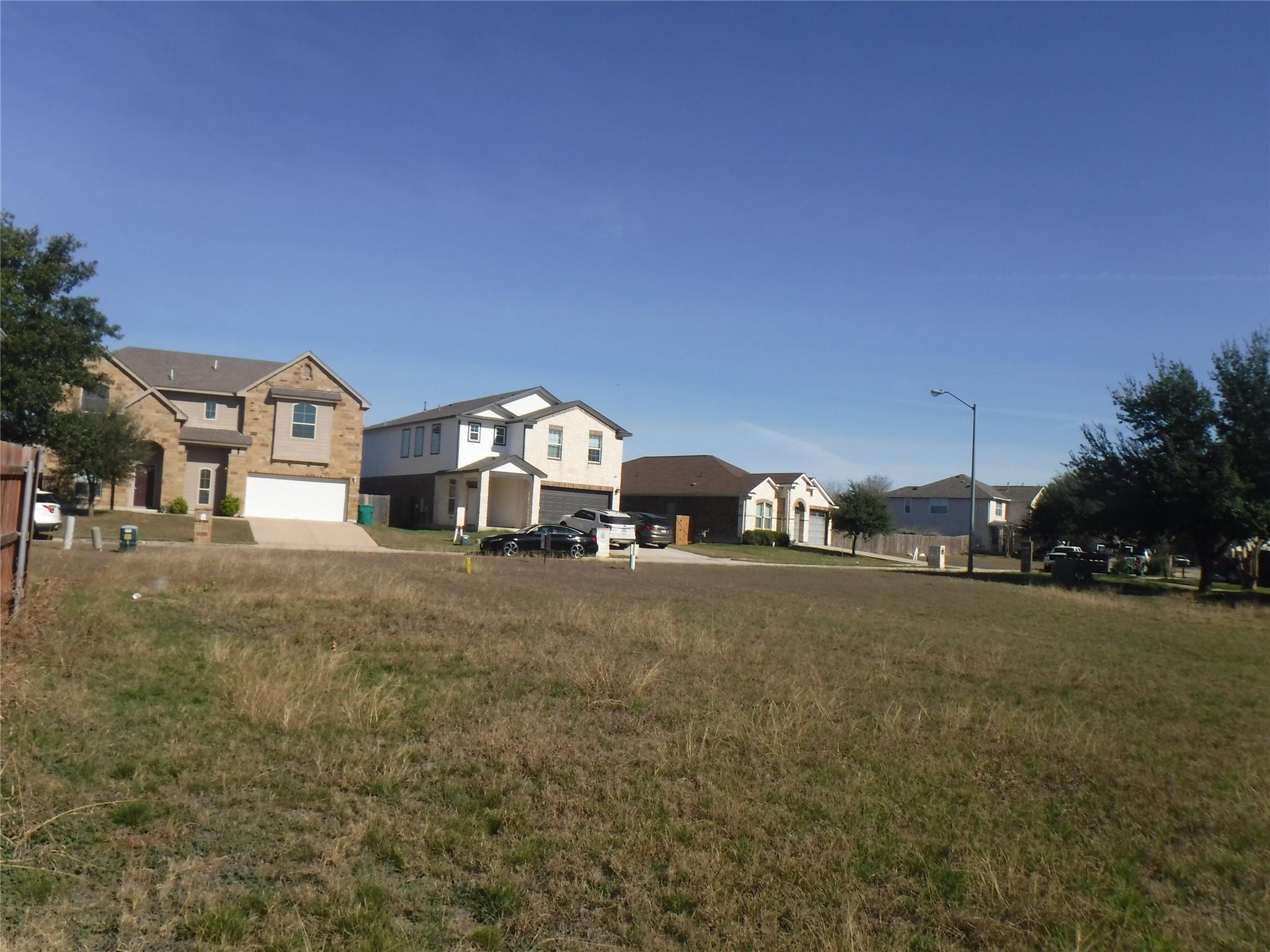 317 Gettysburg Tx 78621