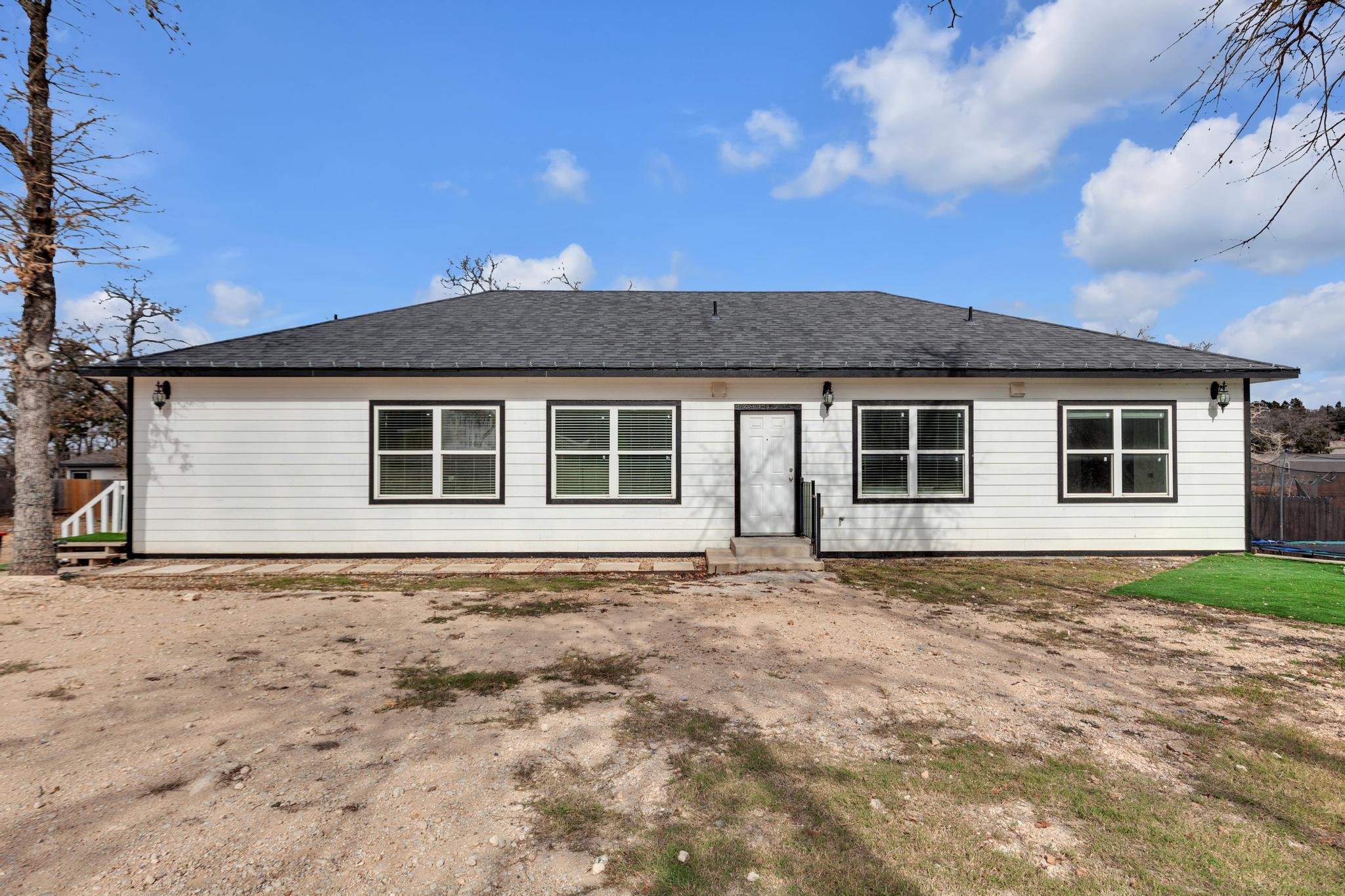 114 Crepe Myrtle Tx 78621