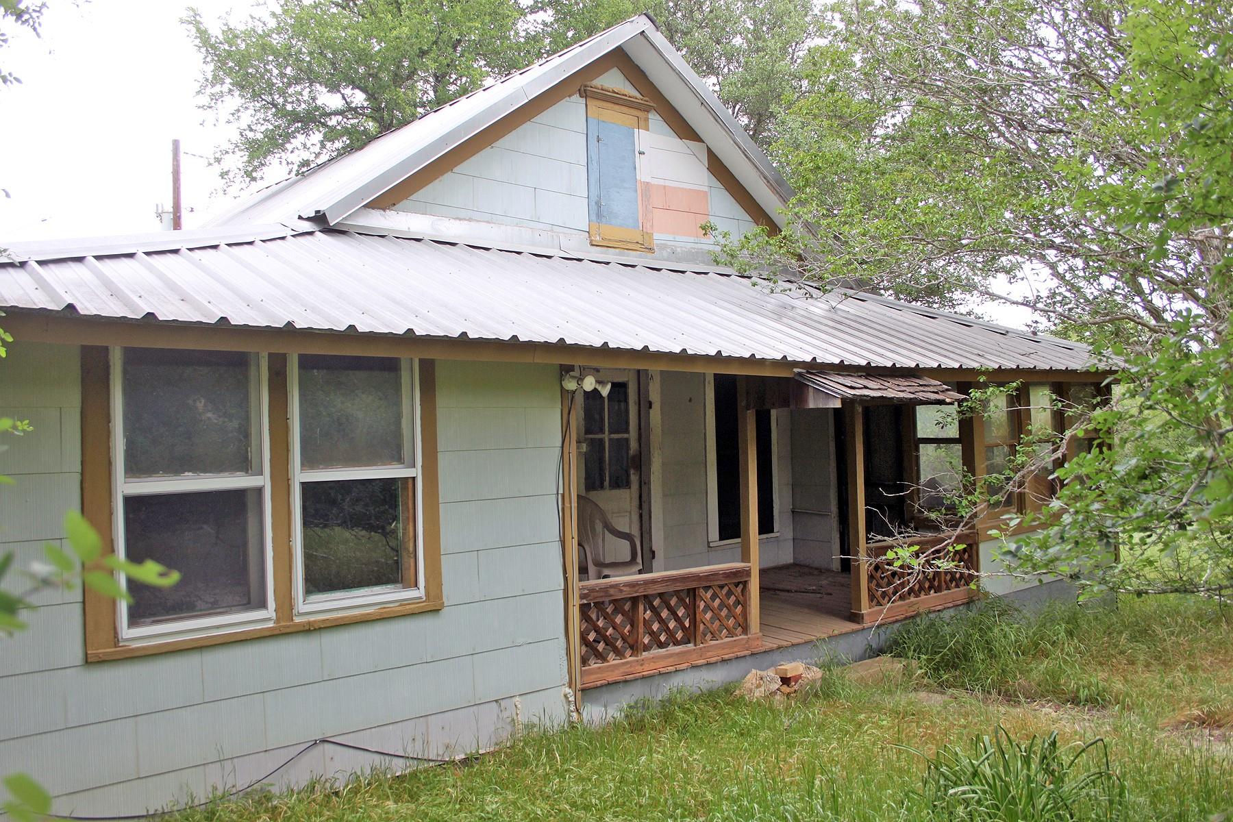 7887 Pettytown Tx 78662