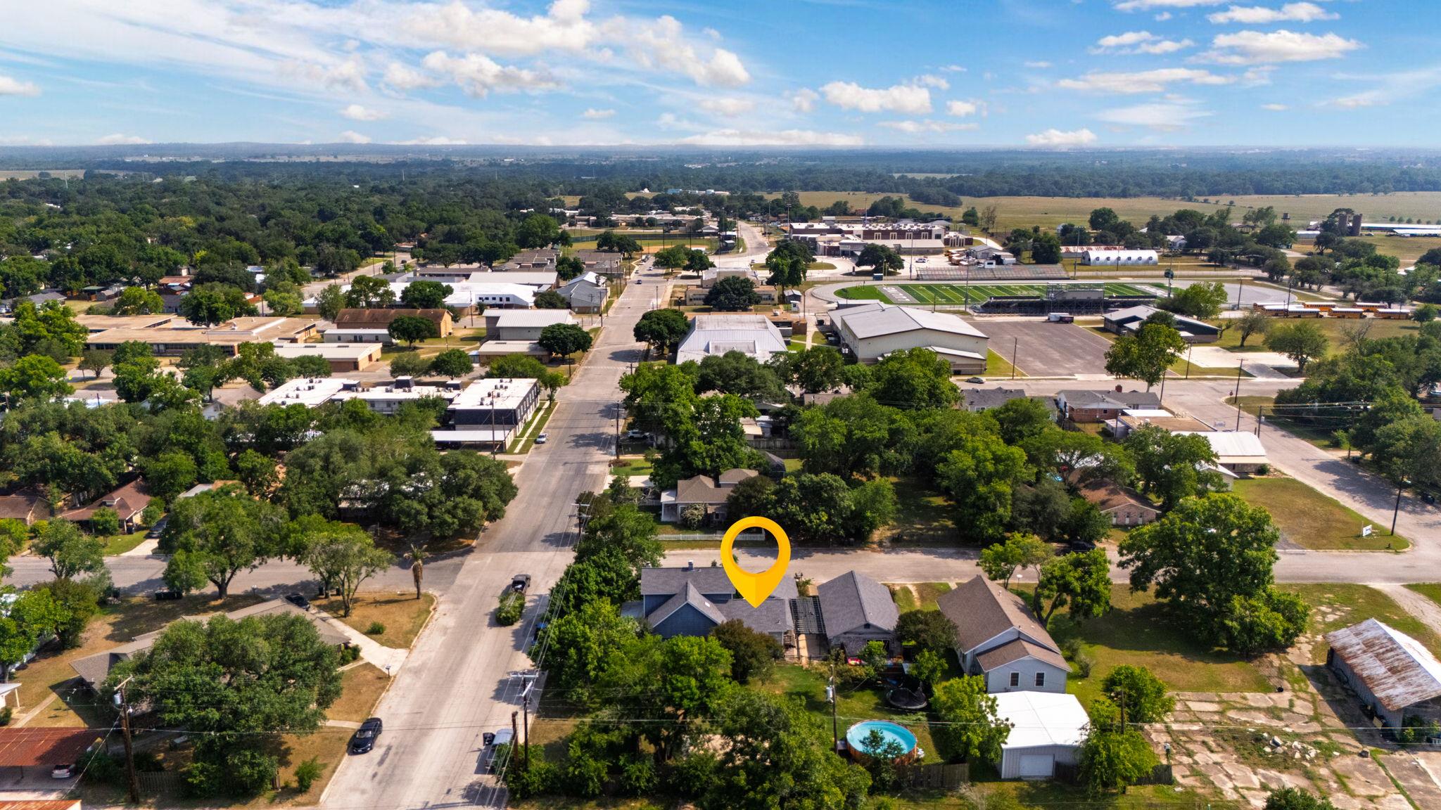 116 Hackberry Tx 78648