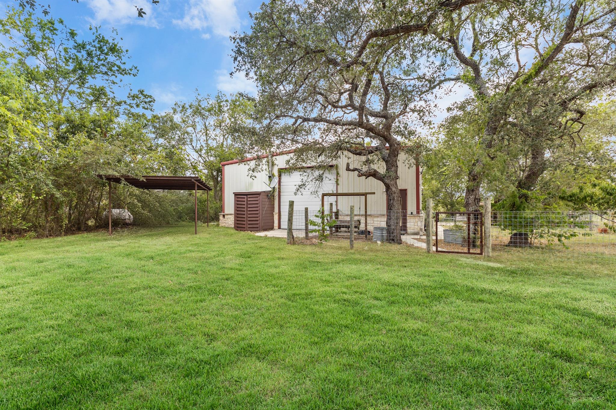 218 Alexandra Tx 78616