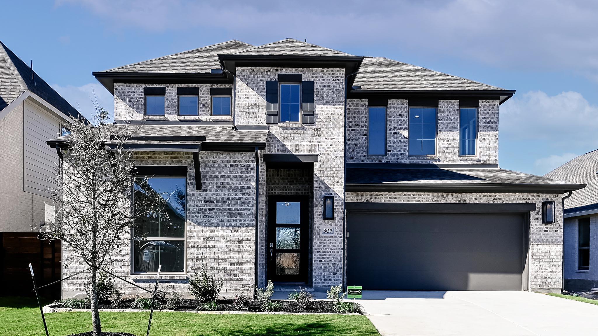 307 Foxfire Tx 78644