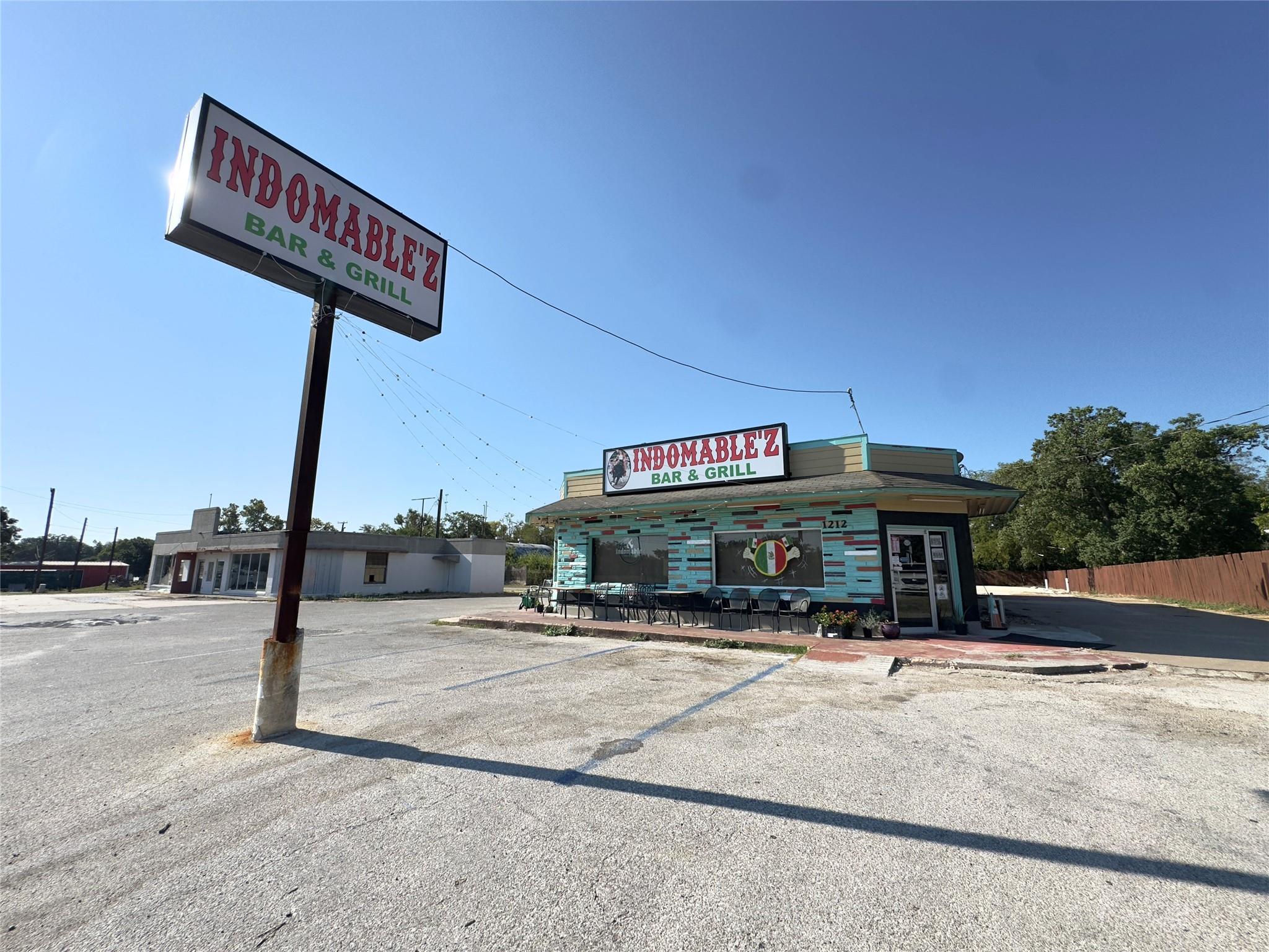 1212 Pierce Tx 78648