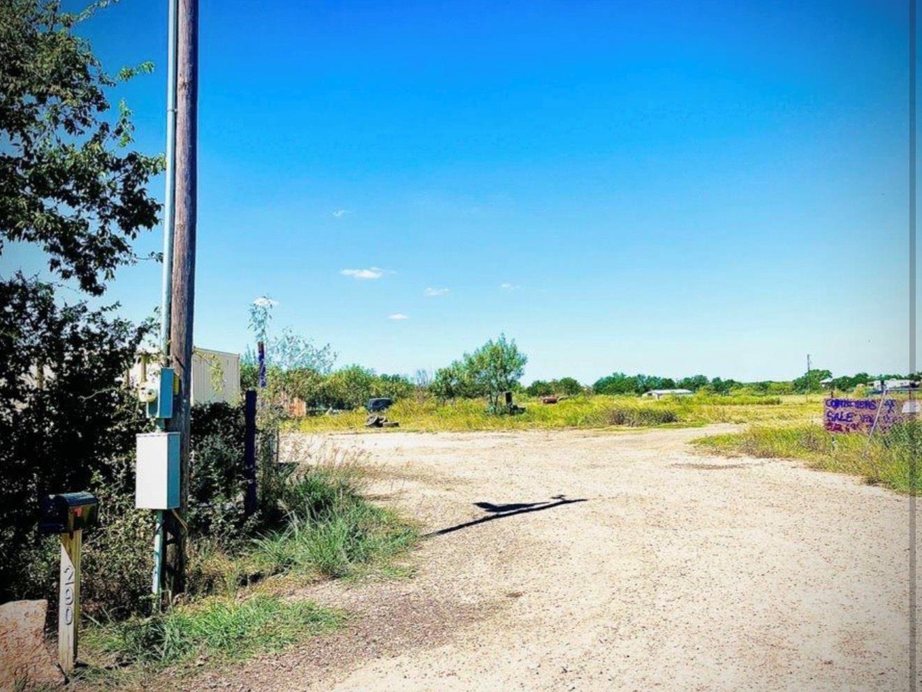 290 Pebblestone Tx 78616