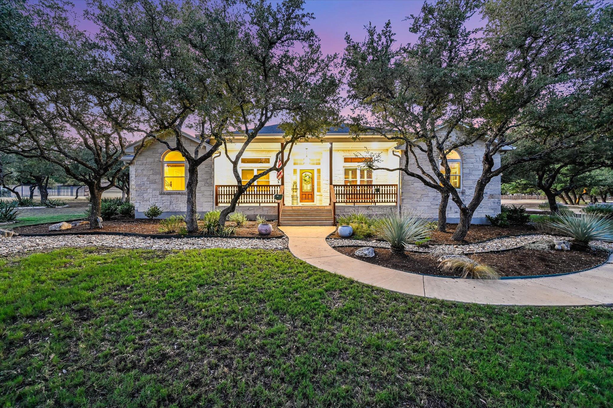 786 Ranchers Club Tx 78619