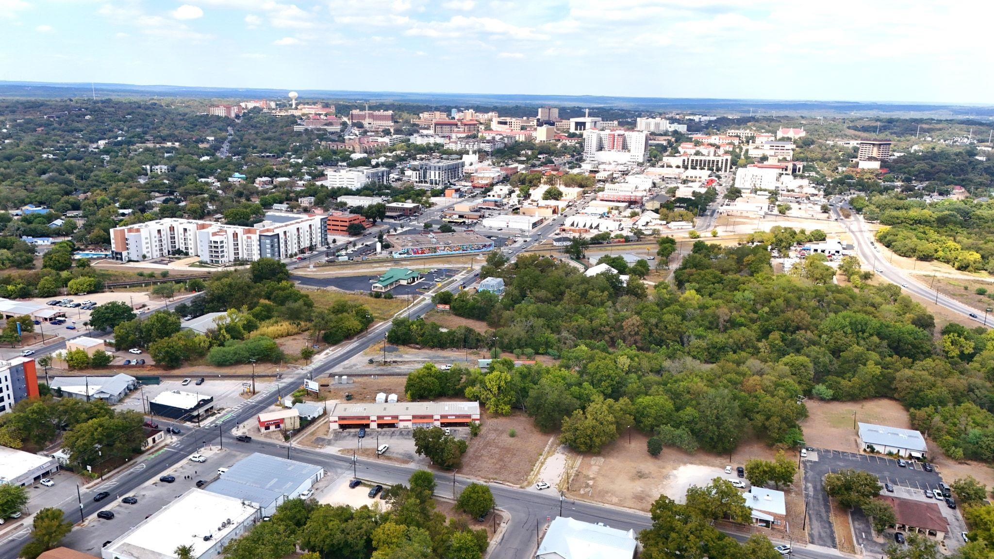 209 Cheatham Tx 78666