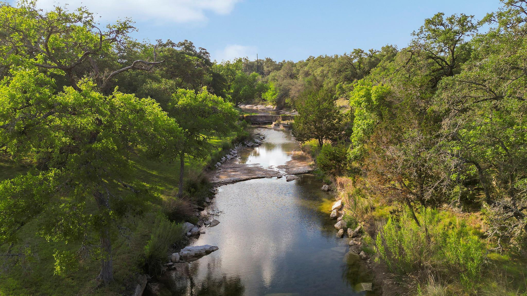 4073 Bell Springs Tx 78620