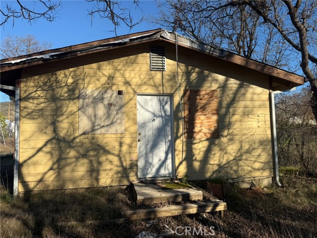 1395 E State Highway 20