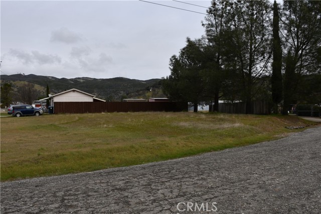 2360 Spring Valley RD