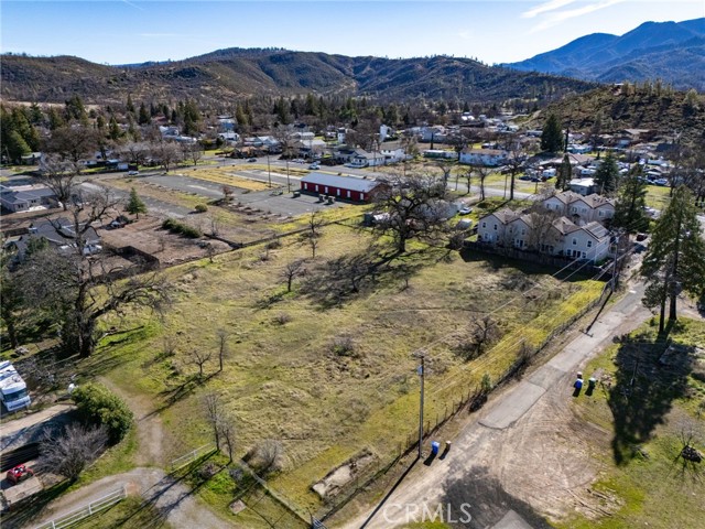 21050 Santa Clara RD