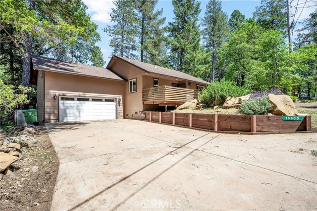 16600 Mountain View DR