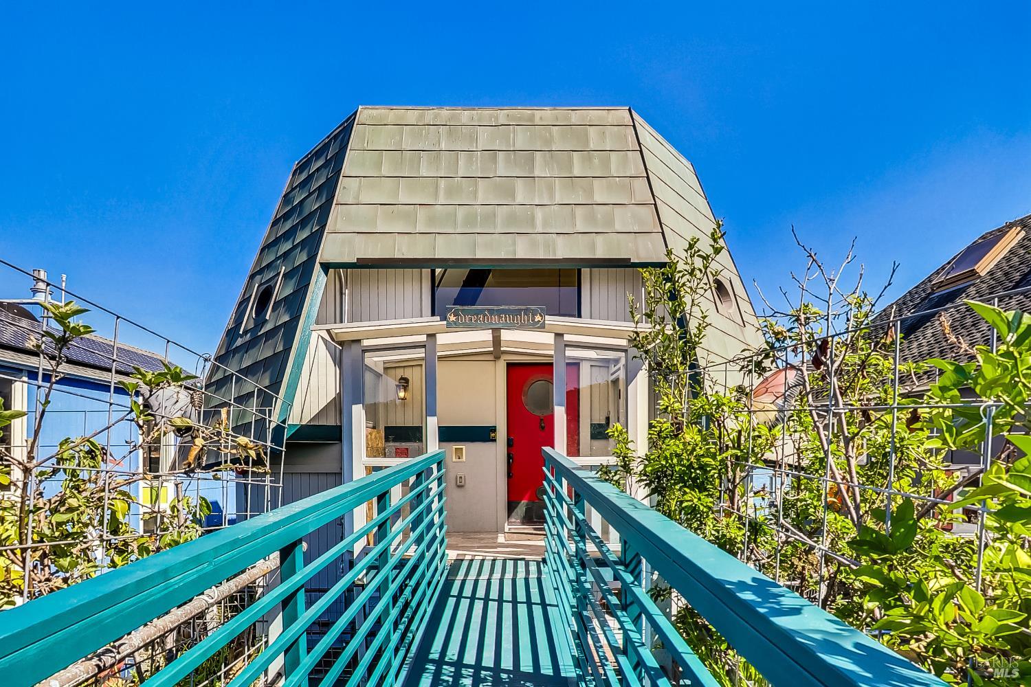 68 Issaquah Dock None