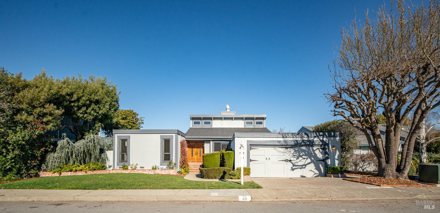 49 Via La Brisa None