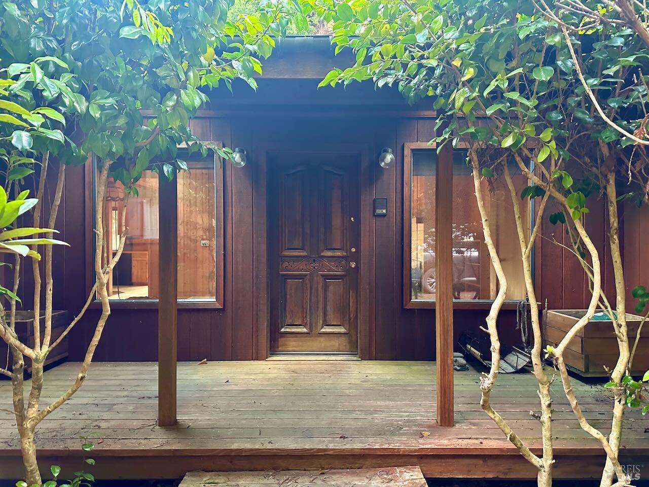 33182 Frog Pond Road