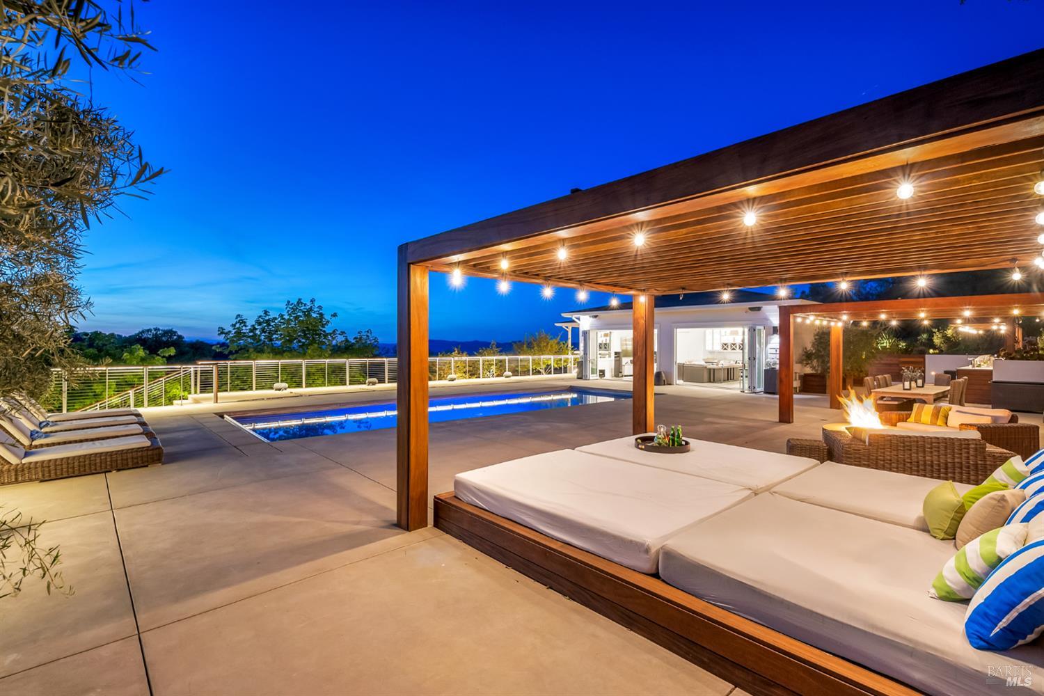 90 Longhorn Ridge Drive