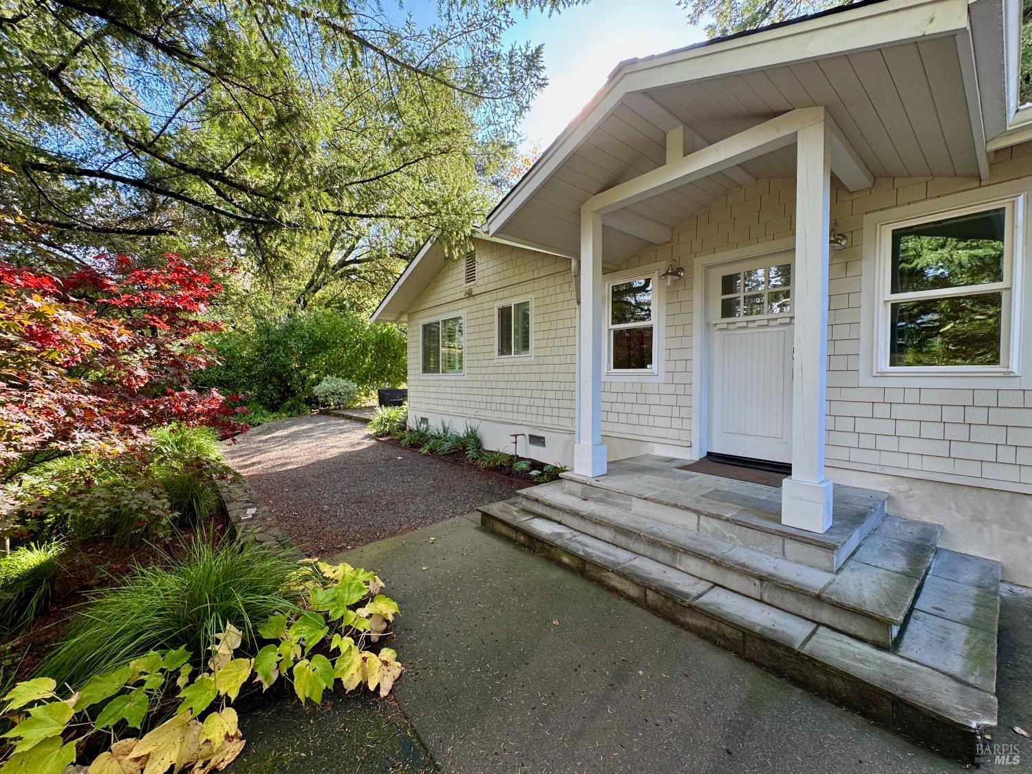 1607 Foothill Boulevard