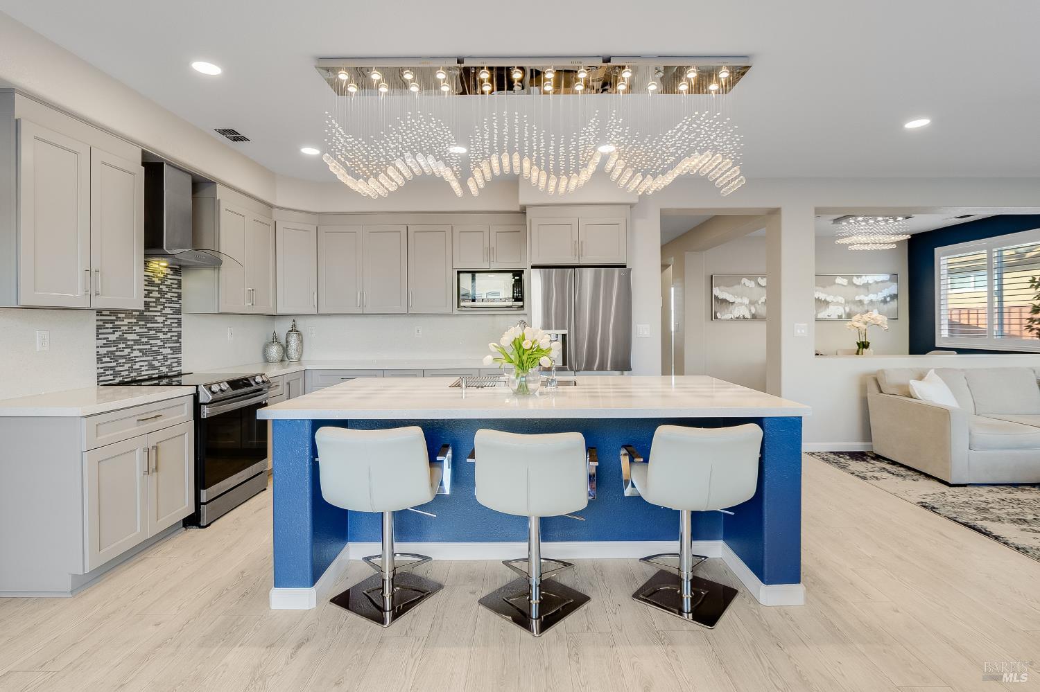 23 Castellina Circle