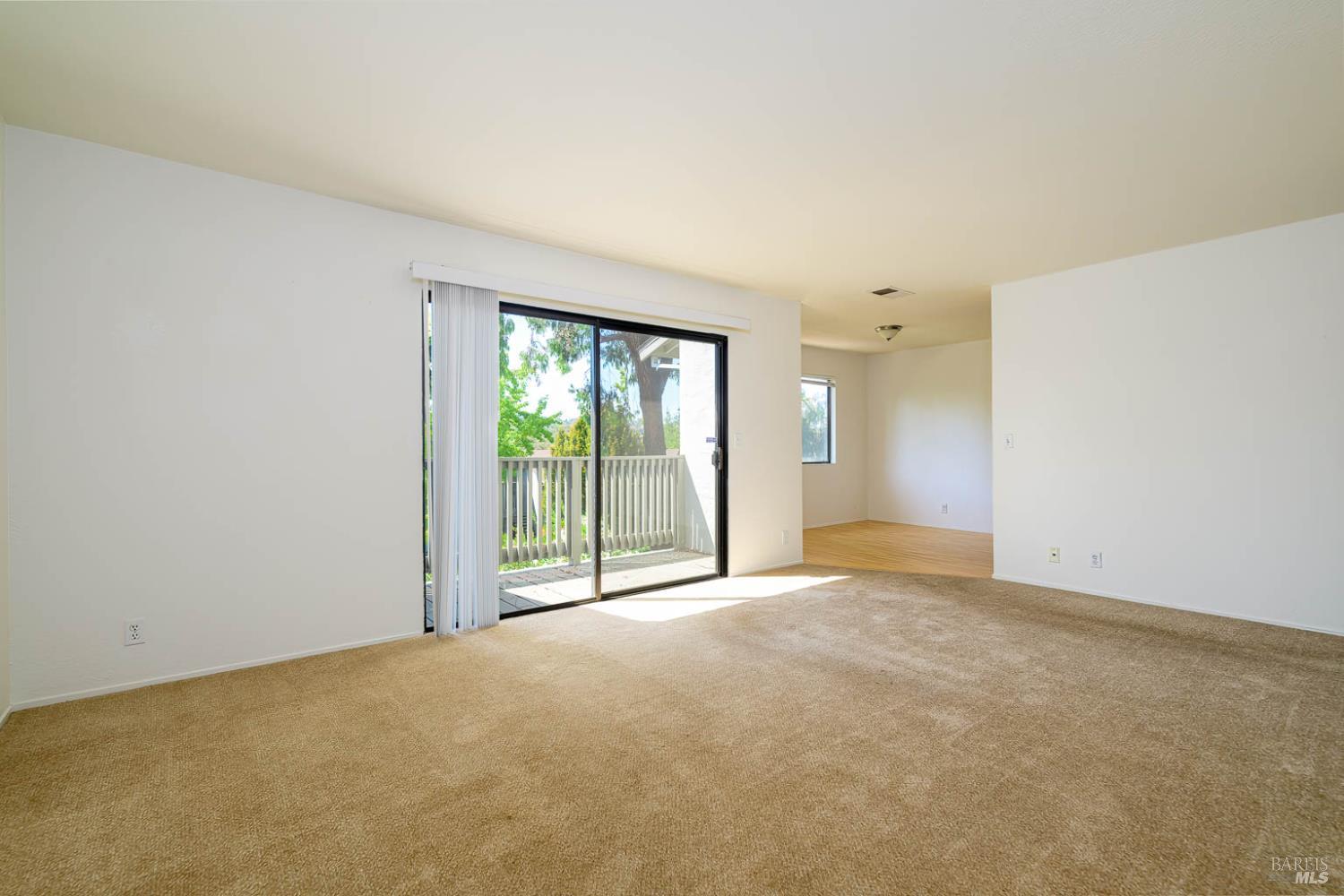 900 Cambridge Drive #114