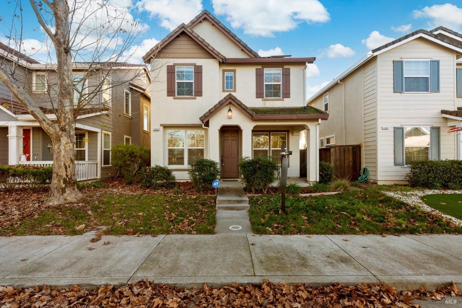 1325 Valley Glen Drive