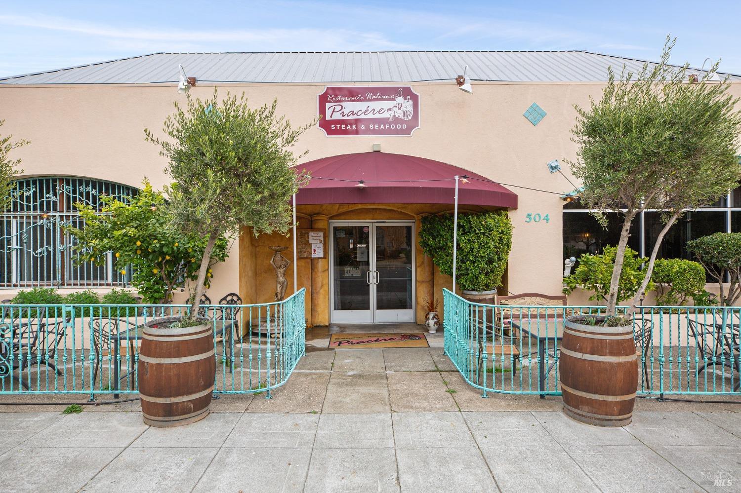 504 N Cloverdale Boulevard #1