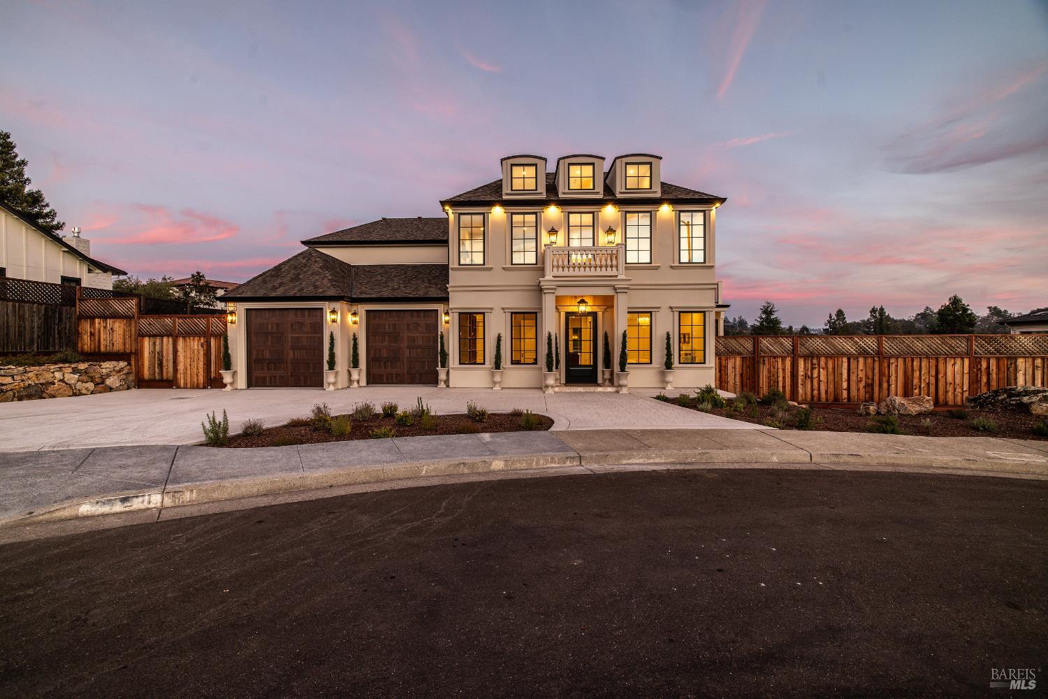 3724 Lakebriar Place