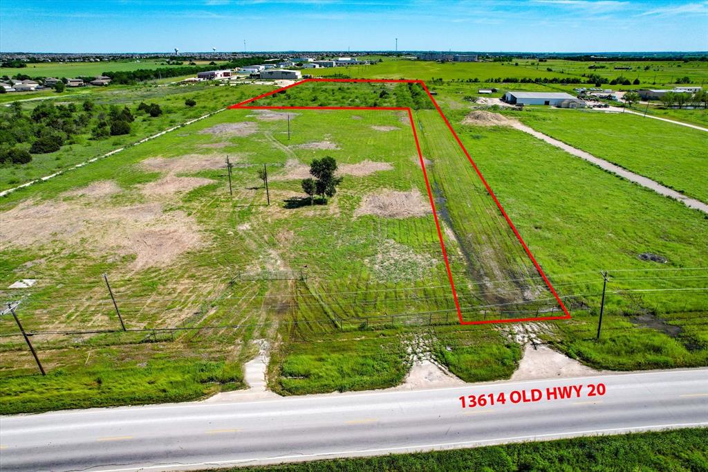 13614 Old Highway 20 Tx 78653