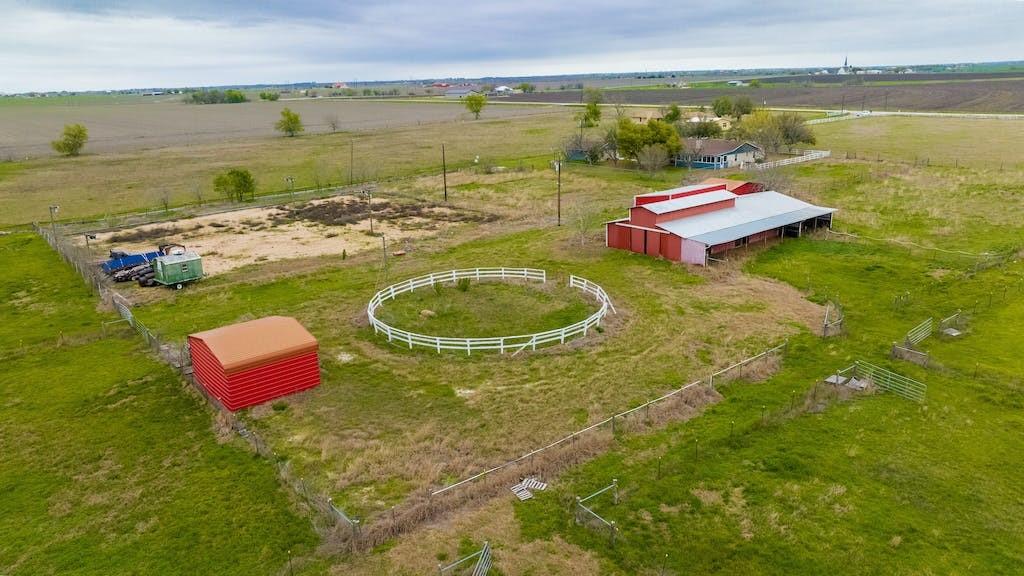 12154 New Sweden Church Tx 78653