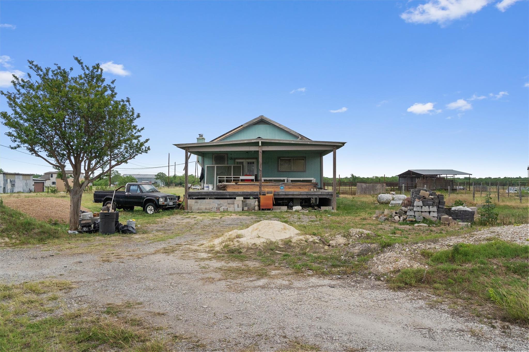 14600 F M Road 812 Tx 78617