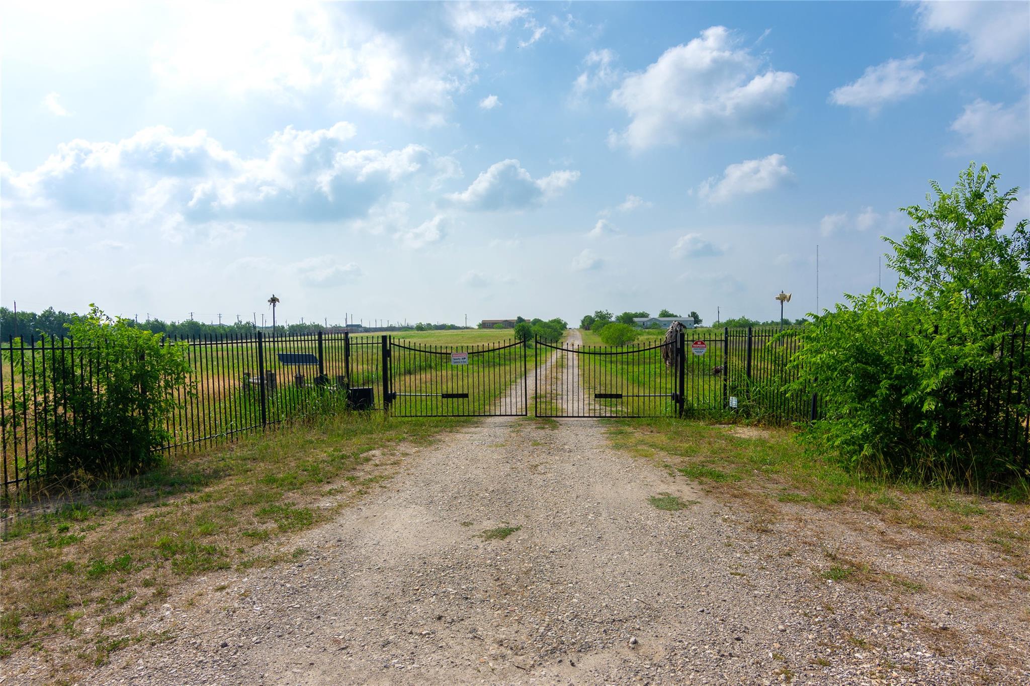 11209 (tract 1, Bldg 2) Doyle Overton Road Tx 78617