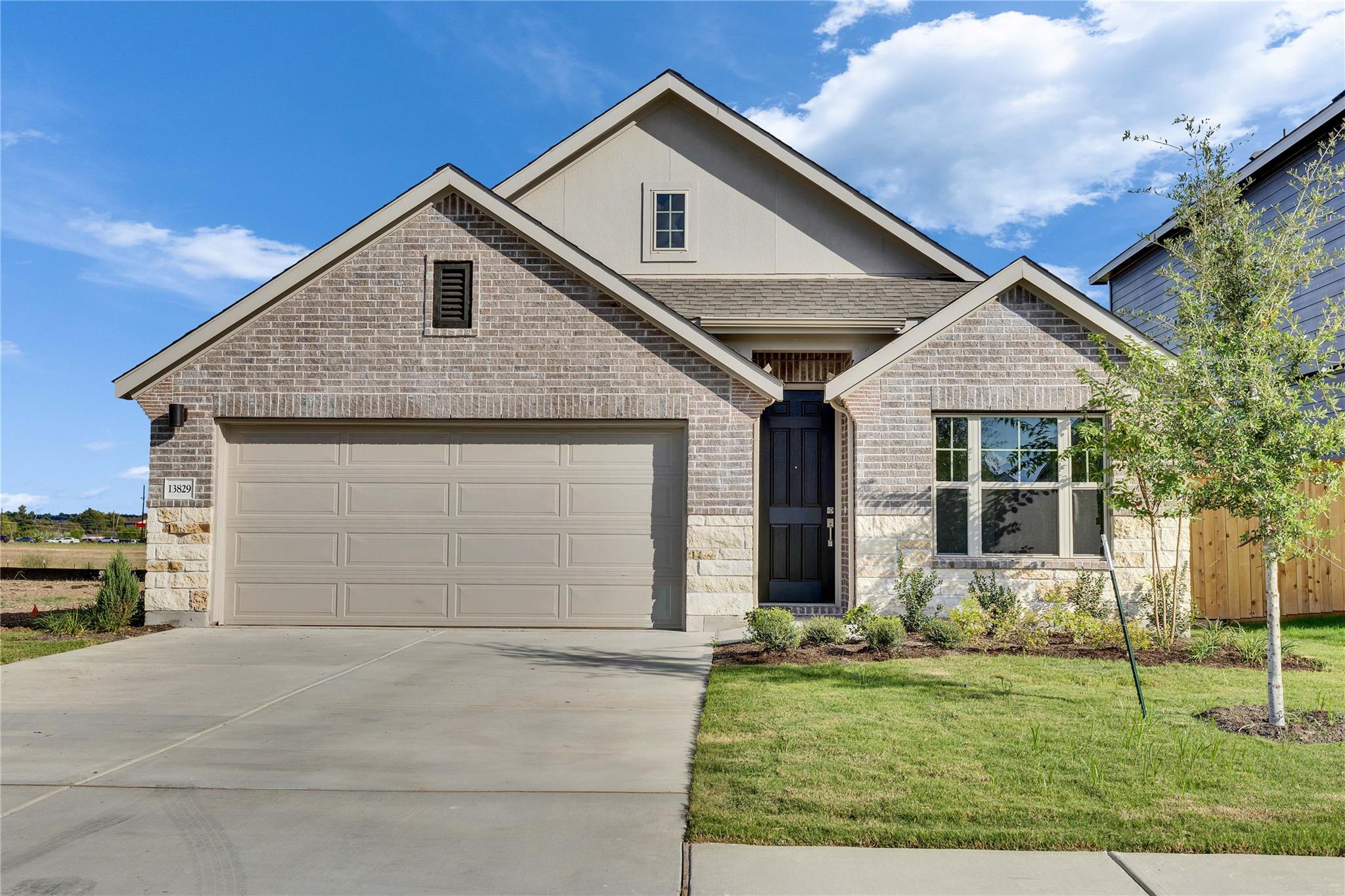 13829 Tucker Hedge Tx 78621