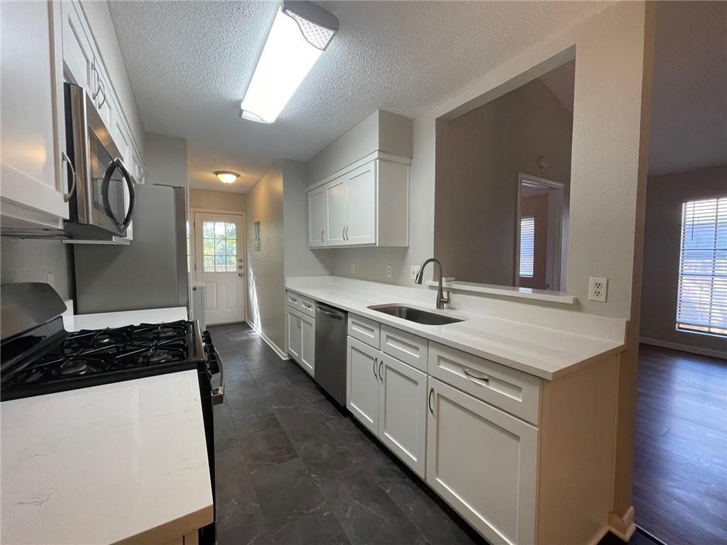 1915 Margalene Tx 78728