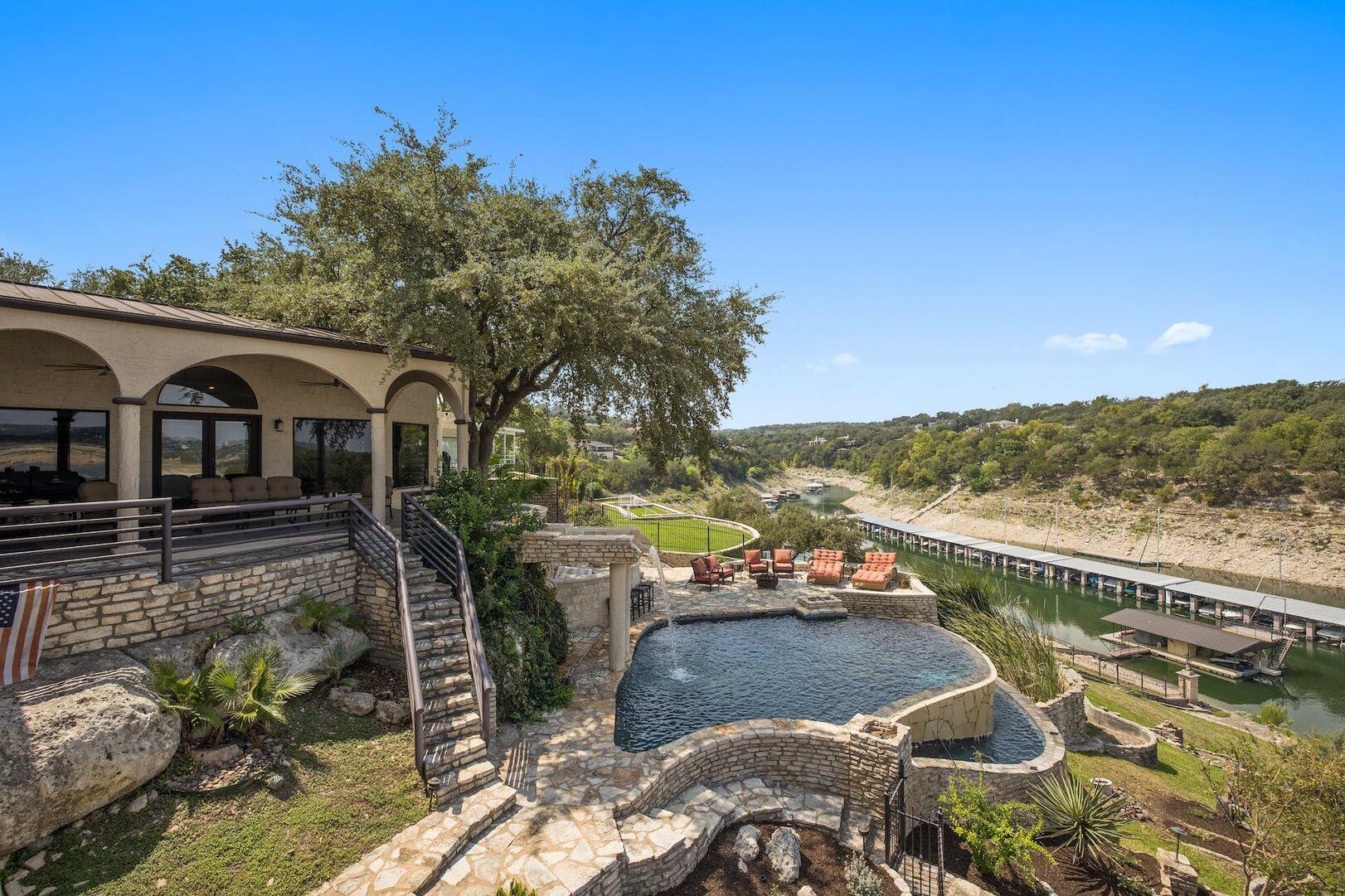 925 Challenger Tx 78734