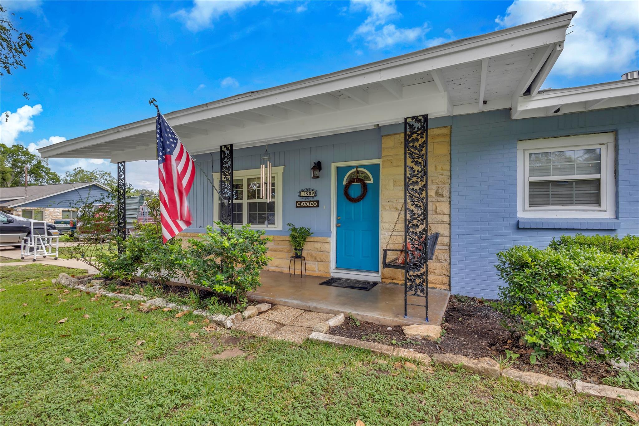 11909 Bluebonnet Tx 78652