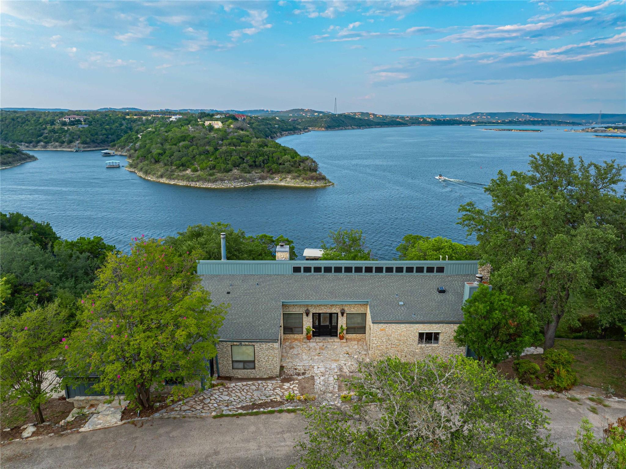 18106 Travis Tx 78645