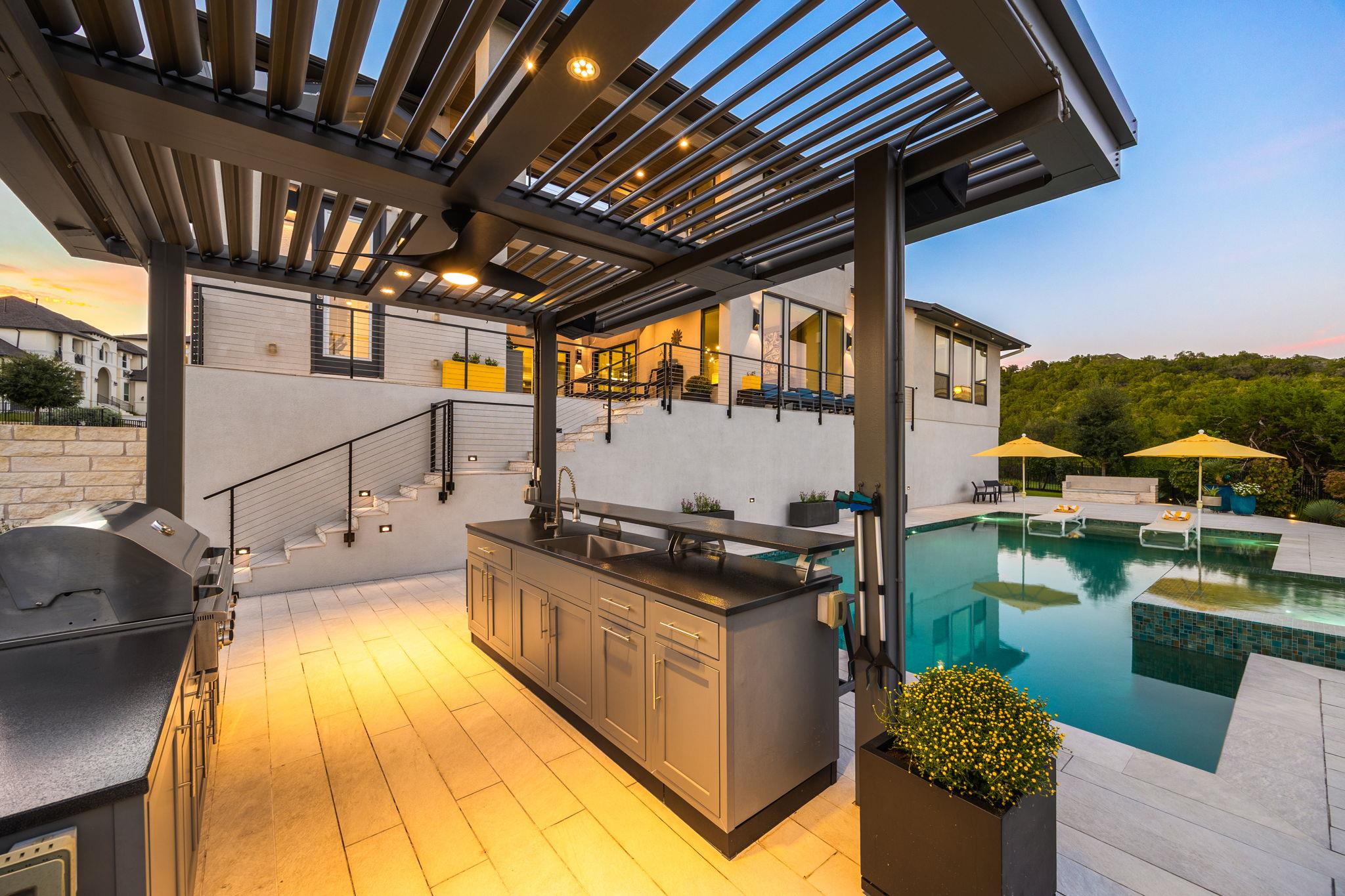 1924 Port Bari Tx 78641