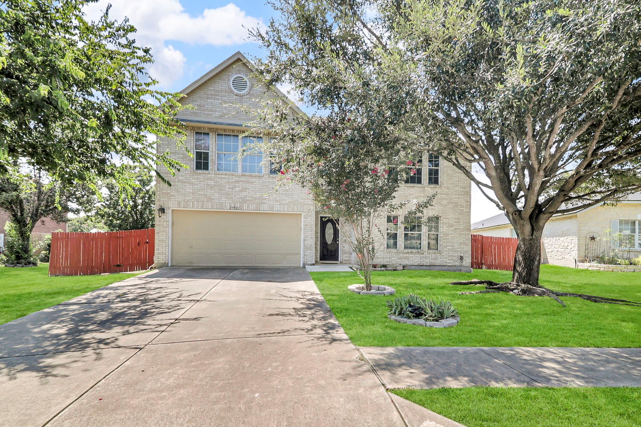 19921 San Chisolm Tx 78664