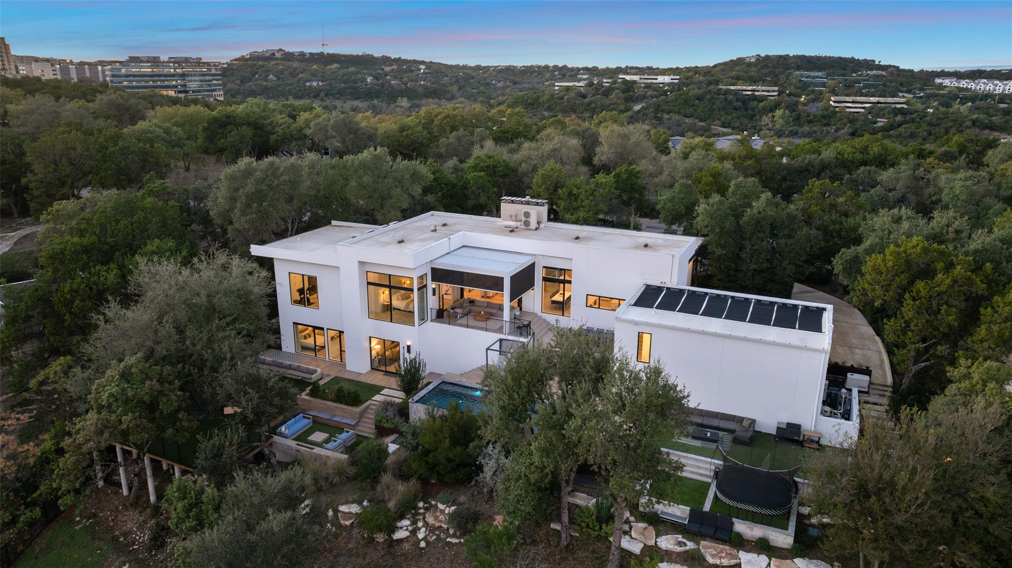 1904 Yaupon Valley Tx 78746