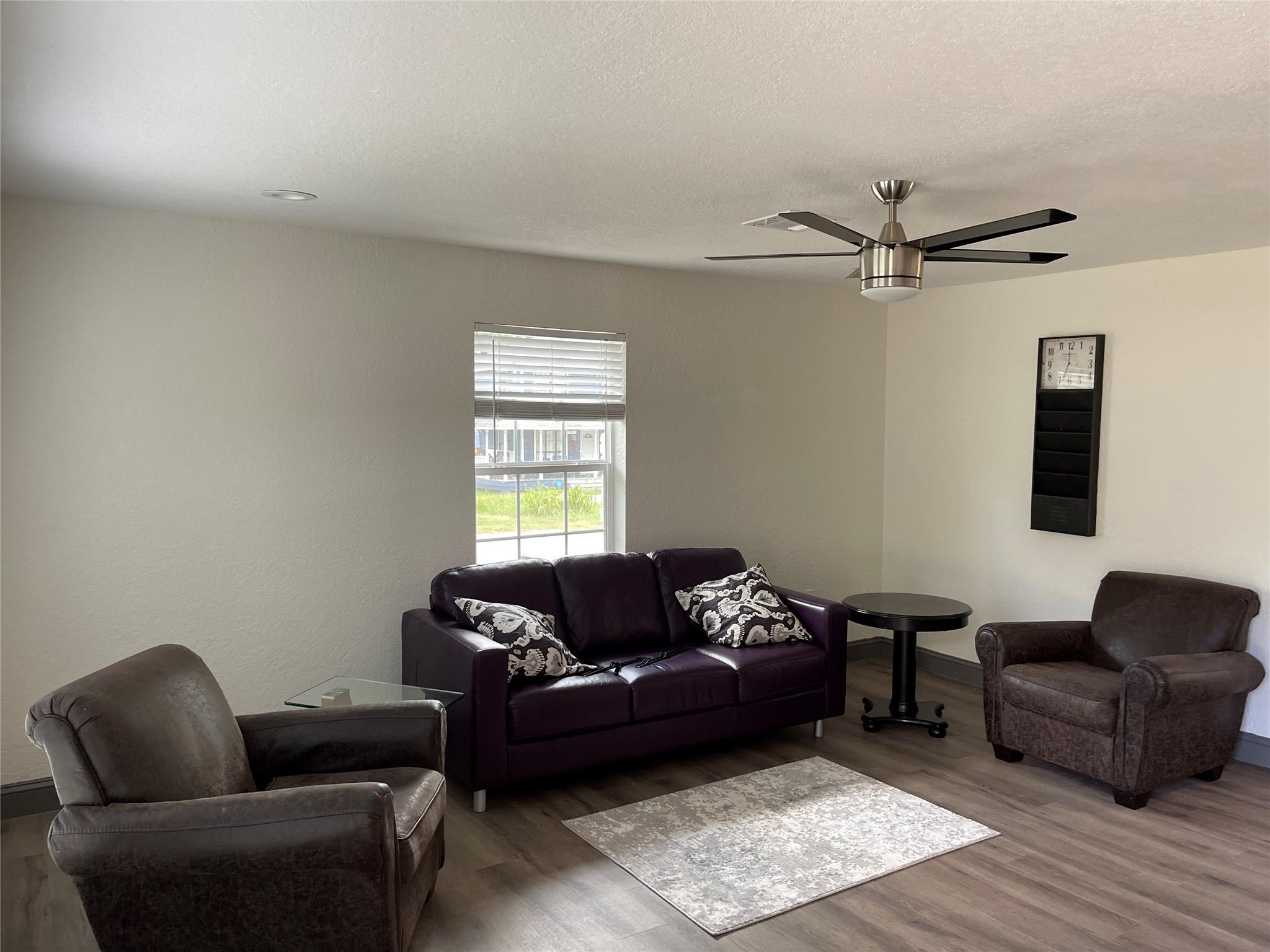 3014 Meldrum Tx 78617