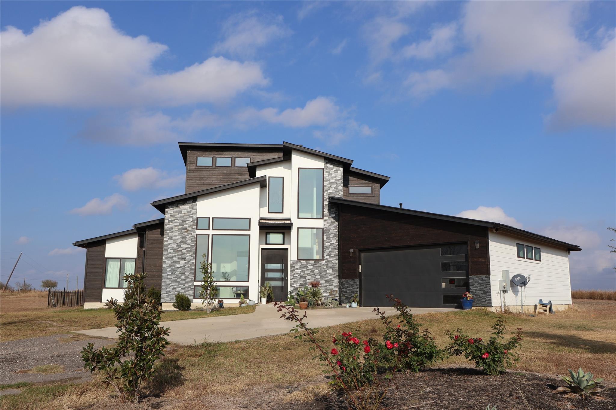 17216 Lund Carlson Tx 78621