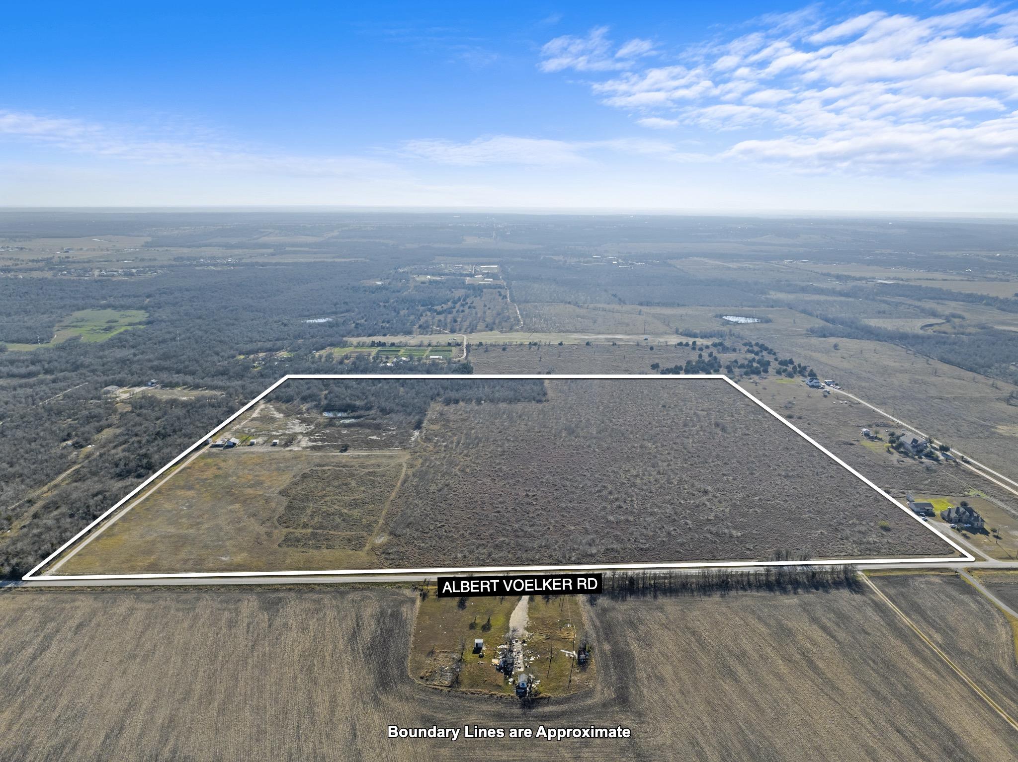 17501 Albert Voelker Tx 78621