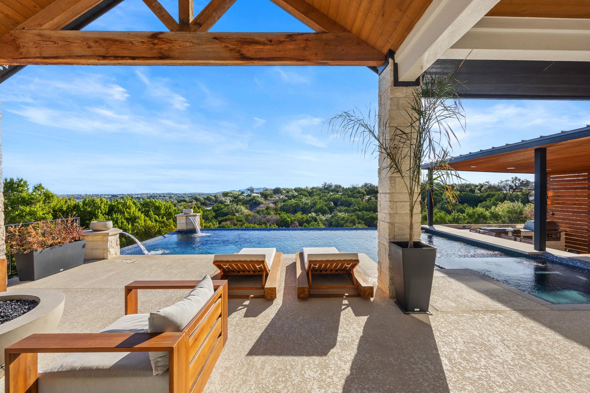 5001 Creek Meadow Tx 78669